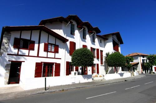 Hotel Briketenia 4*